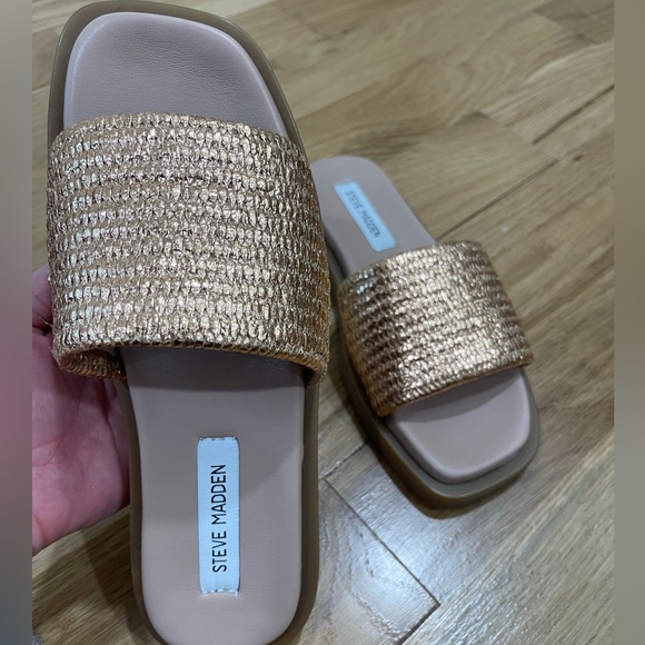 Steve Madden women’s sandals / size 8 - Picture 4 of 4